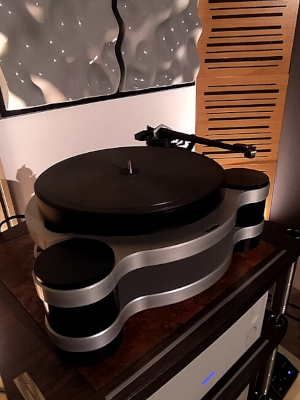 Ypsilon Electronics: Listening Event στο Lounge 64.